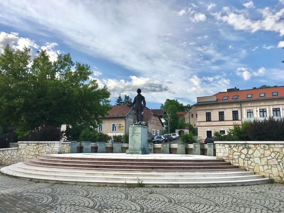 Andrea Apartman Miskolc Belvarosaban Экстерьер фото